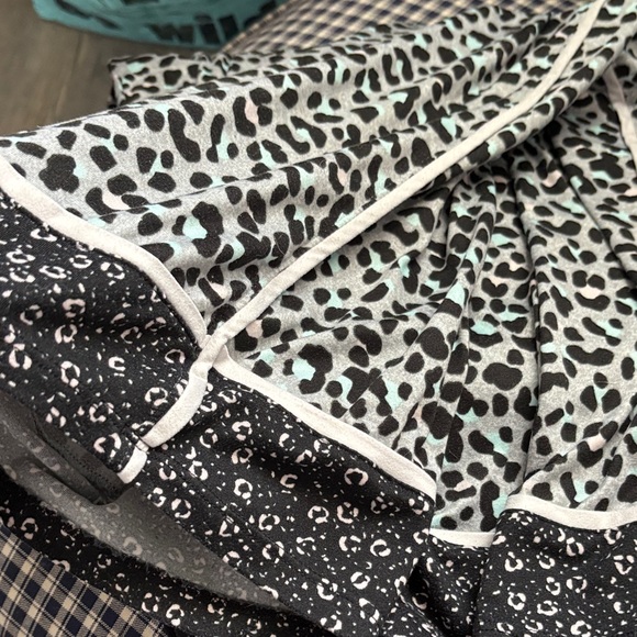 Cuddl Duds Black and Leopard Print Pajama Set - Picture 5 of 5